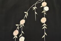 1円 美品 長羽織 正絹 黒 羽織紐付き 刺繍 花 身丈81cm 同梱可 【kimonomtfuji】 1nfuji42445_画像4