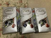 送料無料 3箱set リンツ チョコレート リンドール シルバー 4種アソート 600グラム x3箱_画像1