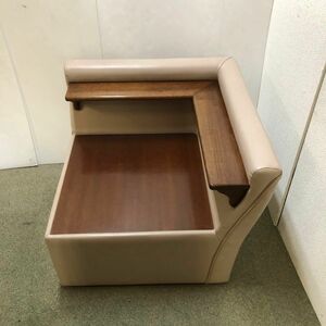 昭和レトロ家具　リビング　コーナーソファ