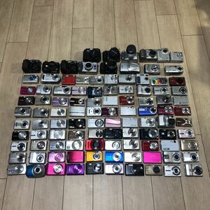 デジカメ　本体　Canon SONY Nikon OLYMPUS CASIO FUJIFILM Panasonic 大量セット　未確認　まとめて　まとめ　ジャンク品　104個　④