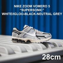 中古 美品 28cm Nike Air Zoom Vomero5 Supersonic ナイキ エア ズーム ボメロ 5 スーパーソニック ホワイト ブラック FN7649-110 即完売_画像1