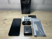 ASUS ROG Phone 6 (12GB/ 256GB) ファントムブラック 6.78ワイド AMOLEDディスプレイ(2448x1080) ROG6-BK12R256 SIMフリー 美品/60_画像1