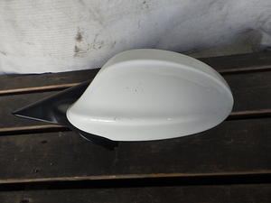 G2211-2 BMW 320i VA90 E90 06 year left door mirror / side mirror pick up un- possible commodity 