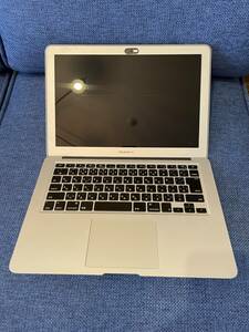 (中古品)Apple MacBook Air 13.3/1.3GHz/4GB/128GB Flash storage、OS Big Sur、ACアダプターなし