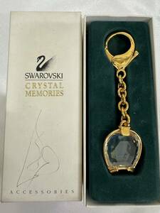 1円スタート美品★スワロフスキー　キーホルダー　箱付　クリスタル　ゴールドカラースワン　Swarovski　メモリーズ