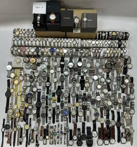 腕時計 250個 本 大量セット MOVADO SEIKO Marc Jacobs CITIZEN CASIO ELGIN MIKIMOTO agnes.b ORIENT RICOH 等 その他 まとめ 1スタ A39