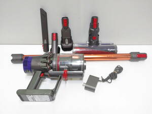 家電祭 dyson ダイソン SV12 v10 コードレスクリーナー サイクロン 付属品 掃除機 中古品 fluffy YF9-JP-KGF5003A 通電確認済み ジャンク