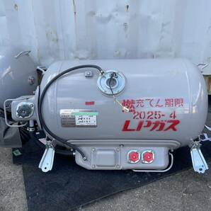 トヨタ コンフォート DBA-TSS11 LPG LPガス プロパン ボンベ 燃充てん期限 2025年4月 ＊個人宅発送不可＊TSS11-90185** ※送料ご質問下さいの画像1