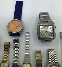 【9312】BALENCIAGA/SEIKO/ORIENT 腕時計 他おまとめ9点 ジャンク品_画像10