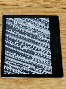 Kindle Oasis（Newモデル）色調調節ライト搭載 Wi-Fi 32GB 電子書籍リーダー　ケース付（9,10世代用）