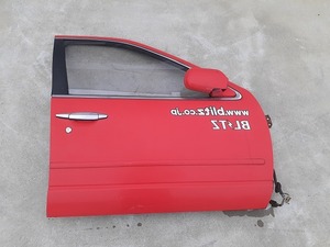 日産 セフィーロ A31 ドア　フロント 右側 中古品