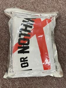 A【10C188】Tシャツ　MAYBEMarlboro Marlboro マルボロ　赤丸　タバコ　煙草　Mサイズ　白T アメリカ　古着　ヴィンテージ　かも　半袖