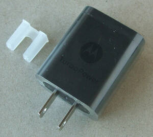 送料無料 Motorola モトローラ 純正 USB充電器 電源アダプター TurboPower SC-51 QC3.0対応 / 5V 3A / 9V 2A / 12V 1.5A / 18W / 即決！