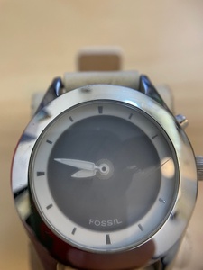 FOSSIL フォッシル 腕時計 BG-2168 BIG TIC レザー 白 腕時計 不動 ジャンク