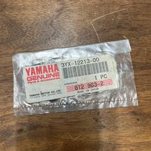 MB-1007★クリックポスト(全国一律送料185円) YAMAHA ヤマハ 純正品 テンショナーケースガスケット 3YX-12213-00 FZX250 バイク部品 H-3/④_画像1