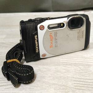 TG-860 Tough OLYMPUS STYLUS デジカメ 動画有 約10cm タフ性能/スポーツカム 防水 可動式モニタ 動作確認済 オリンパス コンデジ 送料無料