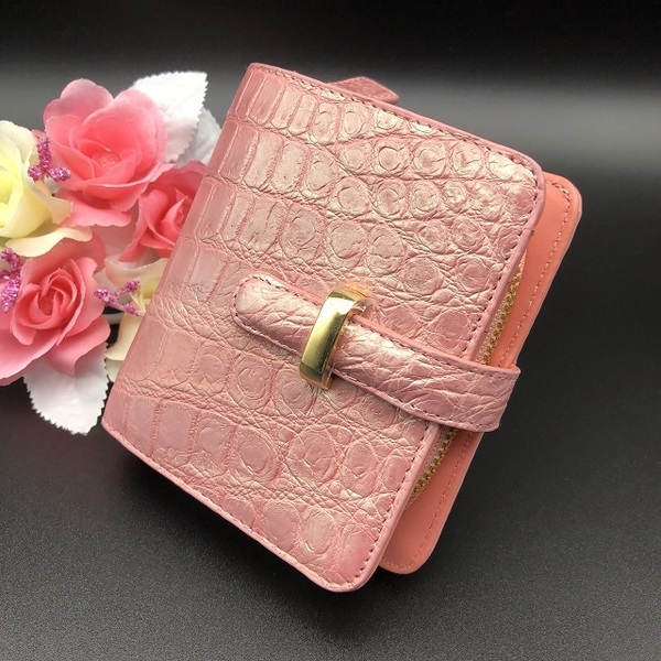 入手困難! 【送料無料】本物保証・一枚革・新色・特別オーダー品 シャム クロコダイル 二つ折り財布 【パールパステルピンク】 H1