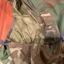 米軍実物 ECWCS ゴアテックス パーカー Size M R ウッドランド カモ ARMY GORE-TEX US ARMY 迷彩 初期型　ミリタリー ジャケット_画像9