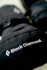 【未使用】ブラックダイヤモンド ソロイスト グローブ サイズM 黒 スノーボード♪black diamond 三本指 スノボ 雪山 ニセコ 八甲田