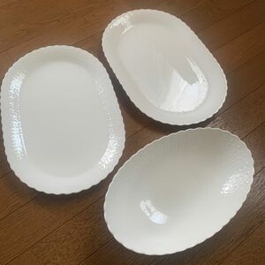 ナルミ NARUMI 食器 ヴィンテージ　日本製　大皿2枚と深さのある大皿3枚セット