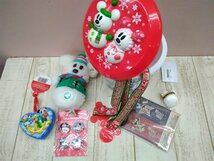 ◇ディズニー 《大量セット》《未開封品あり》クリスマスグッズ 10点 ぬいぐるみ ピンバッジほか 2R18 【80】_画像2