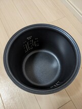 山善 YAMAZEN マイコン炊飯ジャー　3合炊き YJB-300（B） ブラック　炊飯器　ヤマゼン　2021年製_画像7