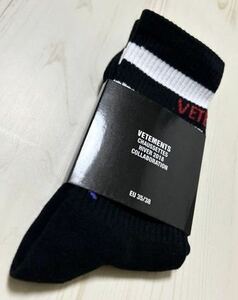 VETEMENTS ヴェトモン 靴下 ソックス 黒 ブラック リーボック