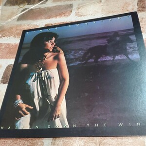 【22】LPレコード　LINDA RONSTADT　　【60サイズ】