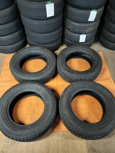 【G1225】TOYO WinterTRANPATH TX 215/70R16 スタッドレスタイヤ４本セット