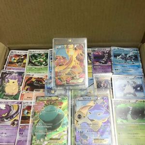 ポケモンカード　引退　リザードン　カメックス　フシギバナ　BW　XY 1000枚以上 ローダー入り　人気ポケモン　old pokemon card