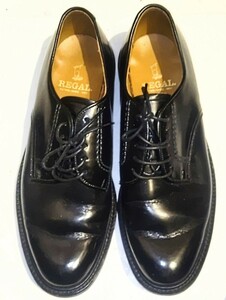 リーガル　REGAL を代表するデザインの『2504』（プレーントウ）26 1/2EE です！ ビジネスシューズ　黒　革靴