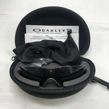 【美品】OAKLEYオークリー サングラス SI BALLISTIC M FRAME2.0 STRIK マットブラック 30-135 ポーチ 曇り止め付き YS 40XS_画像3