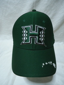 即決　ハワイ　アンダーアーマー　ハワイ大学　濃緑色　帽子　美品　L-XL