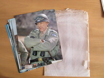パットン将軍　映画スティール写真　　B5カラー20枚元のパラフィン紙入り　フランシス・フォード・コッポラ脚本　ジョージ・C・スコット_画像1