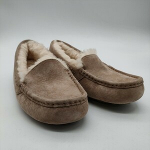 UGG オーストラリア モカシン　レディース　25センチ ローファー スリッポン　中古品　１スタ　美品