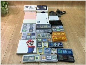 V6979S ★大量★ 任天堂 NintendoニンテンドーDS本体8台 とソフト100枚以上・ACアダプター3台など色々【 現状品】