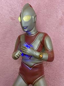 ★ ビッグサイズソフビ改造　帰ってきたウルトラマン　 発光ギミック付き！全長約30cm！