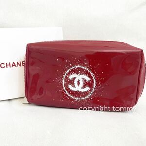 新品未使用 CHANEL ブランド ポーチ シャネル 限定 レッド ホリデー 化粧ポーチ 赤 箱付き ノベルティ