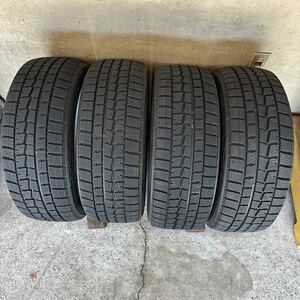 深溝！売り切り！DUNLOP　ウィンターマックス WM01 215/45R18　4本セット！　引き取り歓迎！神奈川発！作業可！