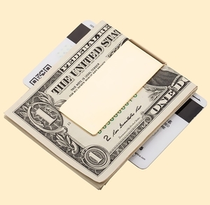 【新品】シンプル カードクリップ ヘアライン ゴールド マネークリップ 財布 お札 カード 指紋つきにくい マット プレーン
