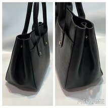 極美品【2n120308】フルラ FURLA ハンド バッグ レザー 黒 バッグ ２Way ショルダー バッグ G7396 GENUINE LEATHER_画像5