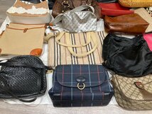 1円～【8tms1203】バッグまとめ売り 31点 PRADA プラダ GUCCI グッチ COACH コーチ BURBERRY MIUMIU FENDIなど ショルダー ハンド クラッチ_画像2