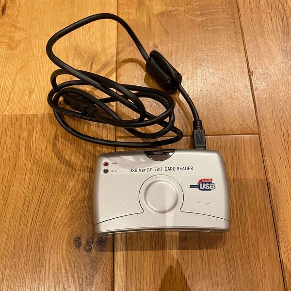 USBカードリーダー SDカード コード付き