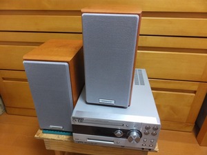 【CDピックアップ新品】KENWOOD RD-UDA77 CDMDコンポ スピーカ付き