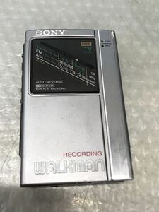 SONY WM-F404 カセットウォークマン ジャンク（60s）