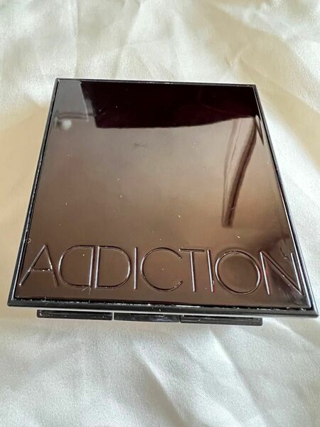 ADDICTION アイシャドウパレット 