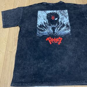 新品未使用送料無料　BERSERK Tee shirt ブラック