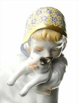 n999 Meissen マイセン 希少作品 ヘンチェル人形 ハンドペイント 猫を抱く少女 子供 動物 大型 フィギュリン 飾物_画像5