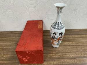 ☆12224 中国 景徳鎮 珍品 美人画 一輪挿し/花瓶/花器/フラワーベース 箱付き☆