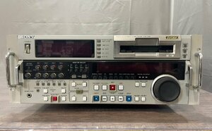 △8695　現状品　映像機器　デジタルビデオカセットレコーダー　SONY DSR-2000　ソニー　本体のみ